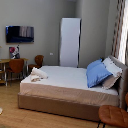 City Center Rooms And Apartments Dıraç Dış mekan fotoğraf