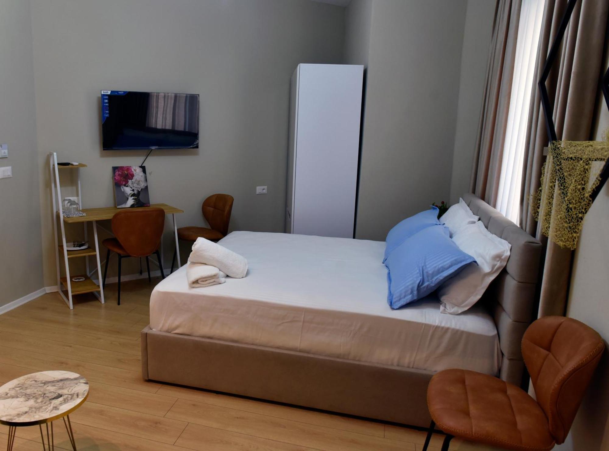 City Center Rooms And Apartments Dıraç Dış mekan fotoğraf