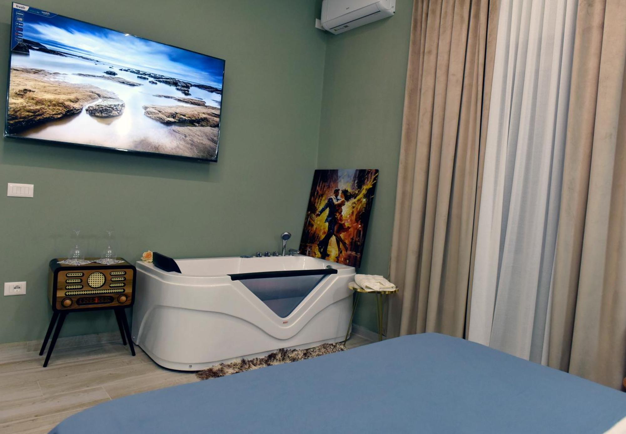 City Center Rooms And Apartments Dıraç Dış mekan fotoğraf